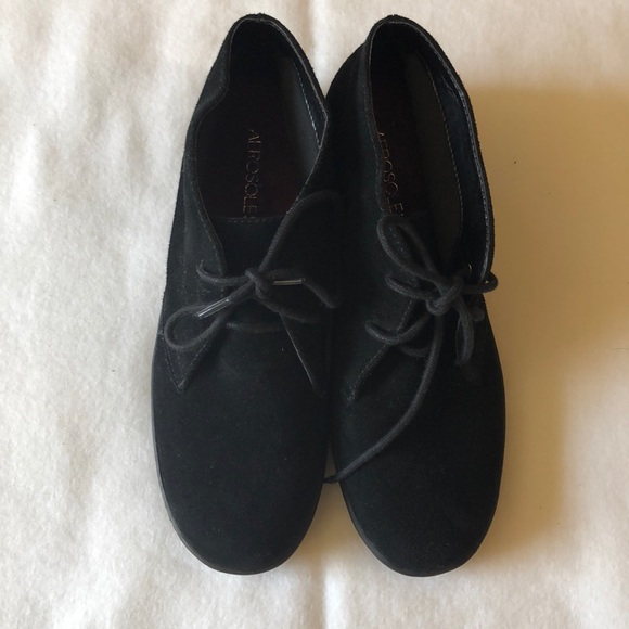 AEROSOLES Shoes - Aerosoles women boots size 7.5